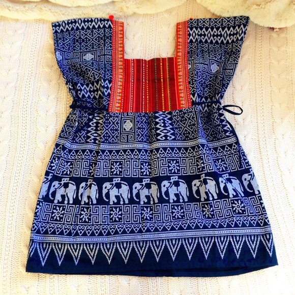 🐘 BOHO Elephant Pattern Top 🐘 - Picture 2 of 8